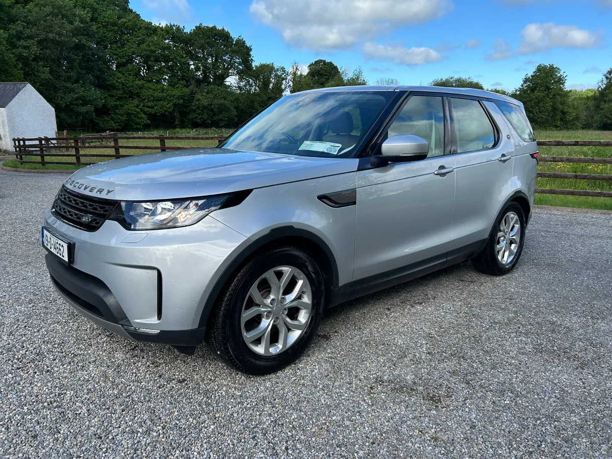 2019 Discovery 5 SD4 7 seater - Image 3