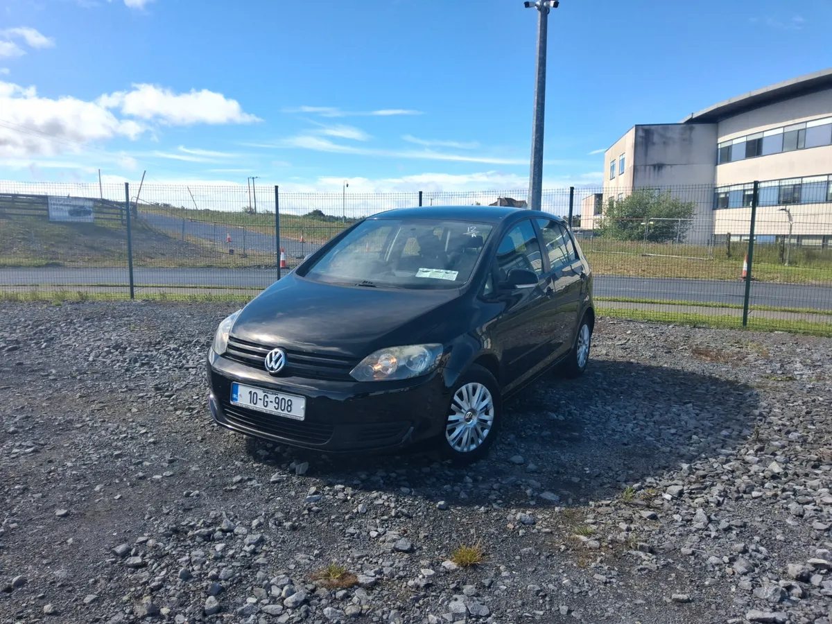 Maindealer auction unreserved Volkswagen Golf 2010 - Image 3