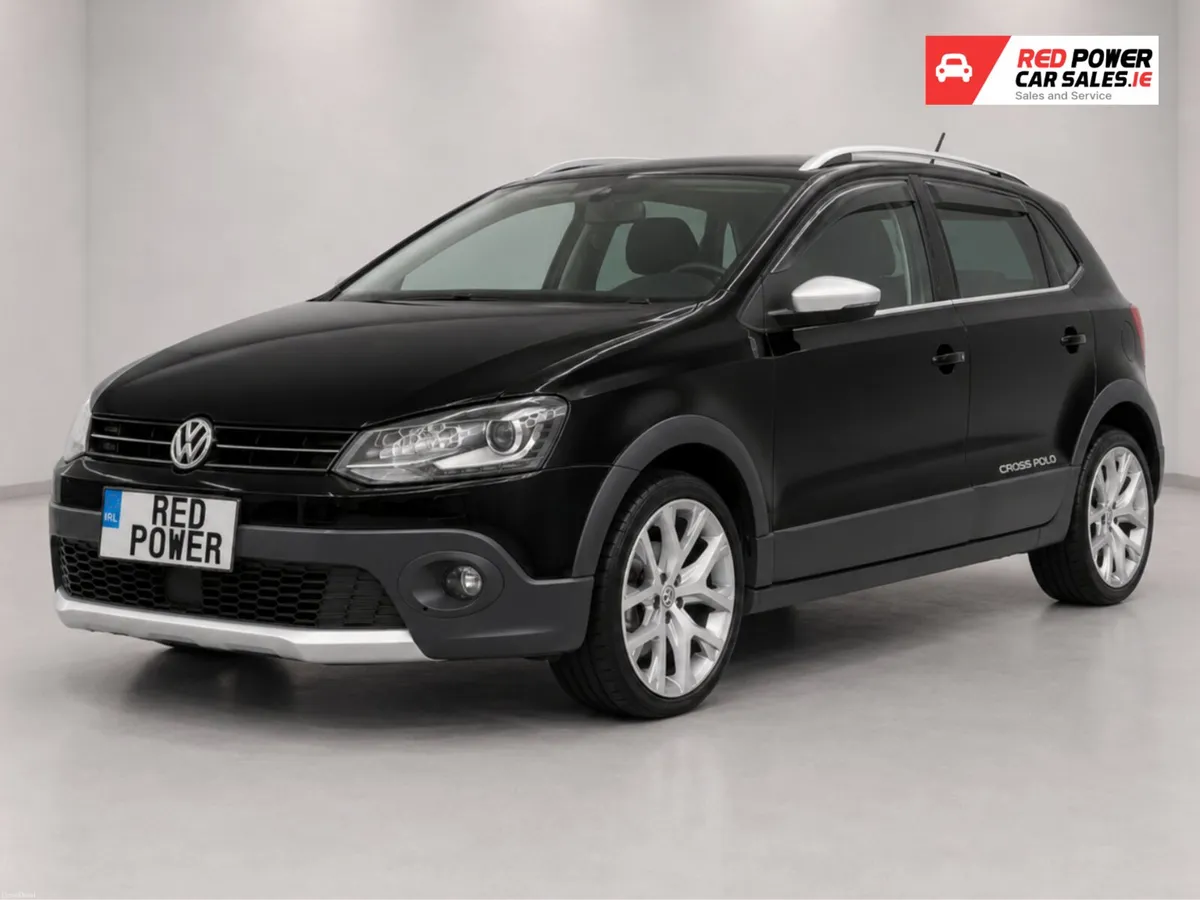2017 VOLKSWAGEN CROSS POLO AUTO - Image 2