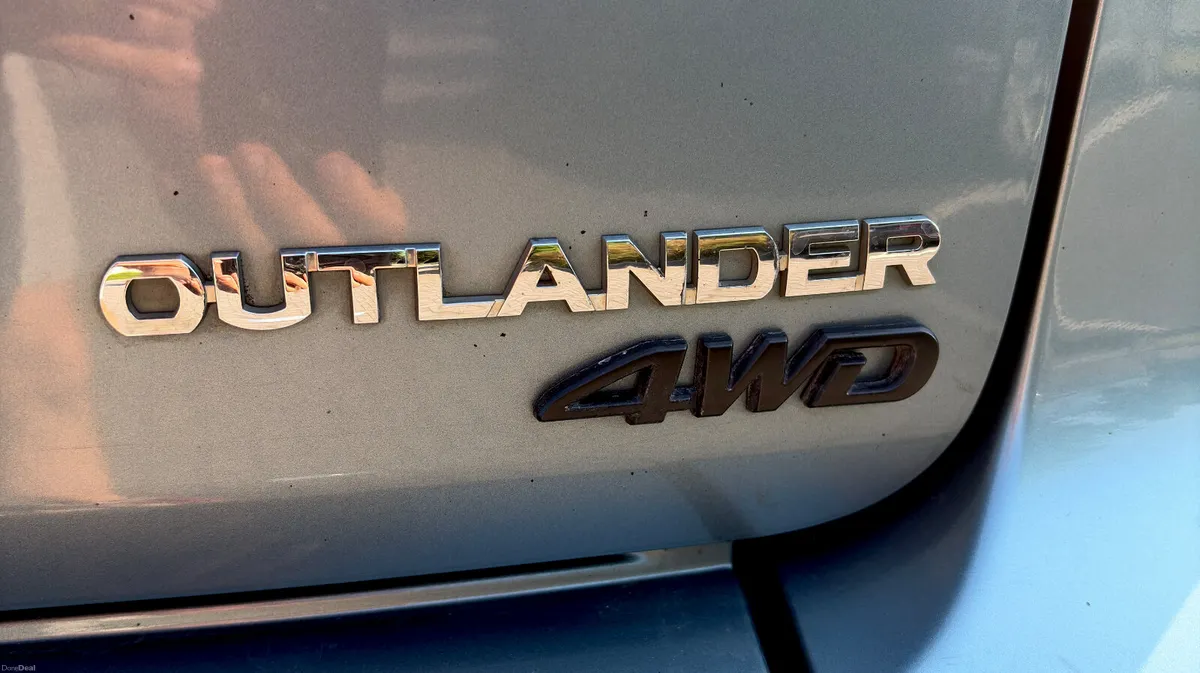 Mitsubishi Outlander 2010 2.0 Diesel new nct 2/27 - Image 4