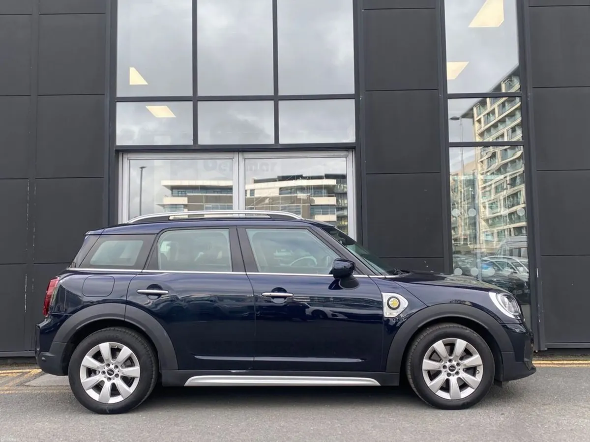 Mini Countryman Cooper S All4 Auto (PHEV) - Image 4