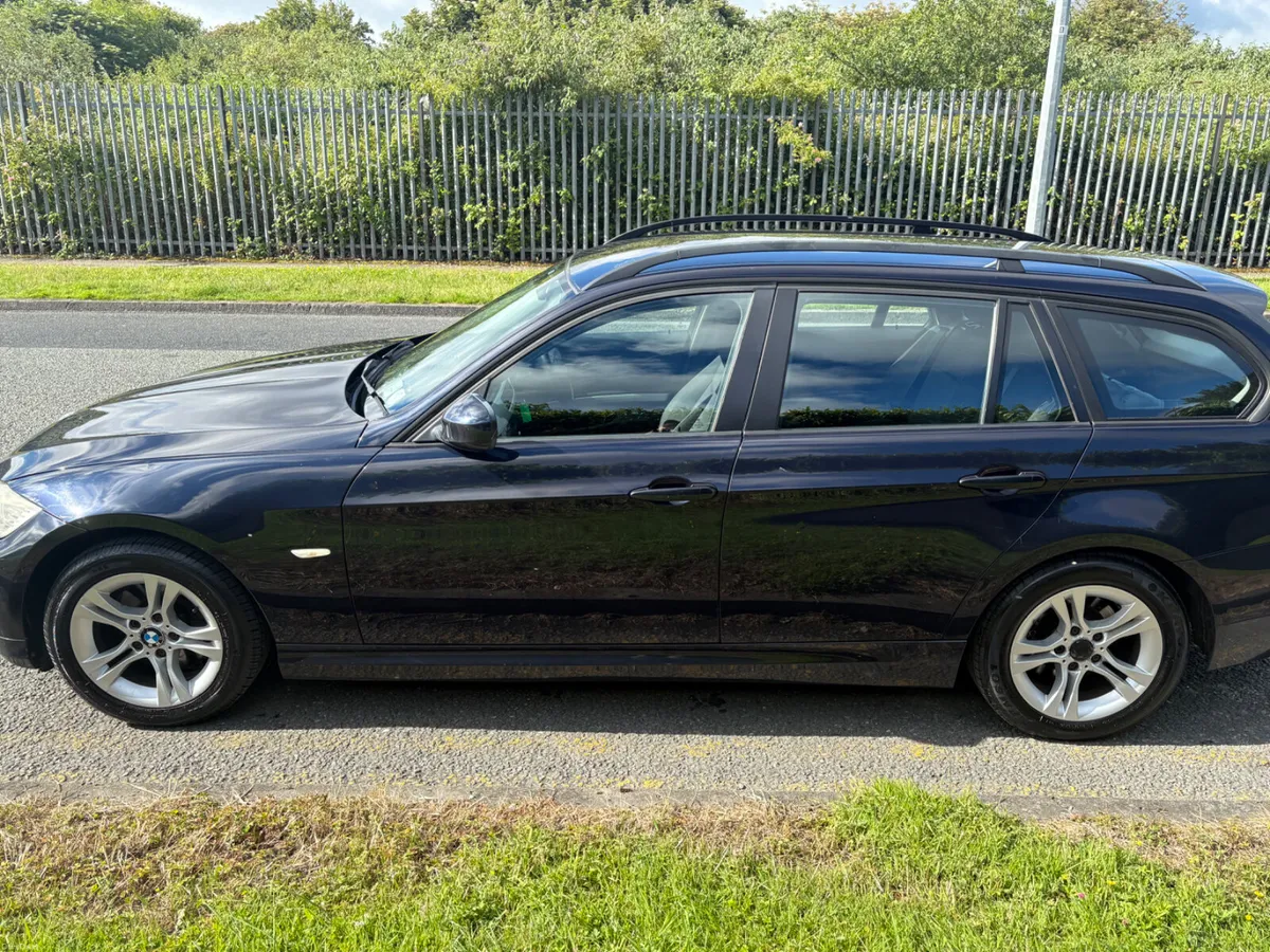 3-Series Brand new NCT 2 owners lots of history - Image 4
