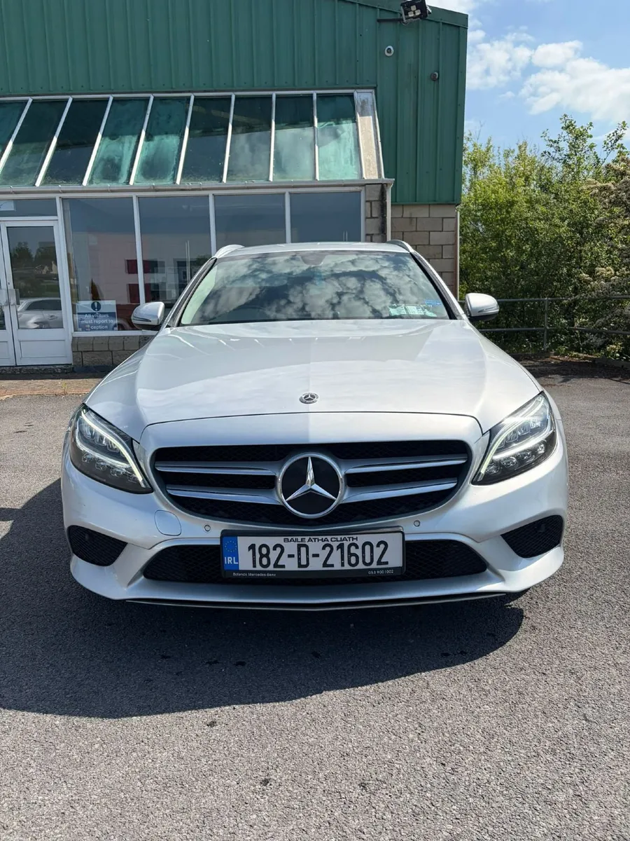 Mercedes-Benz C-Class 2018 - Image 2