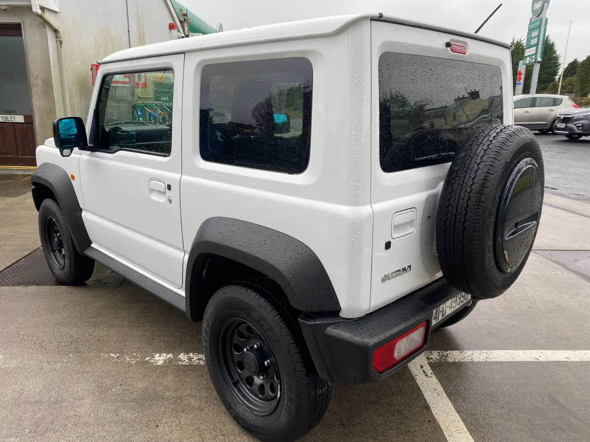 Suzuki Jimny Passenger 1.5 Petrol - Image 6