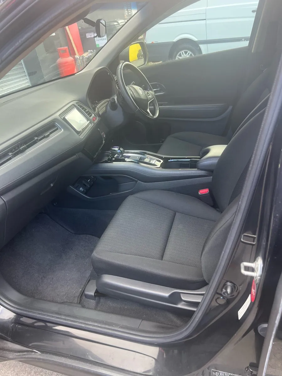 HONDA  VEZEL HYBRID 1.5L 2016 - Image 3