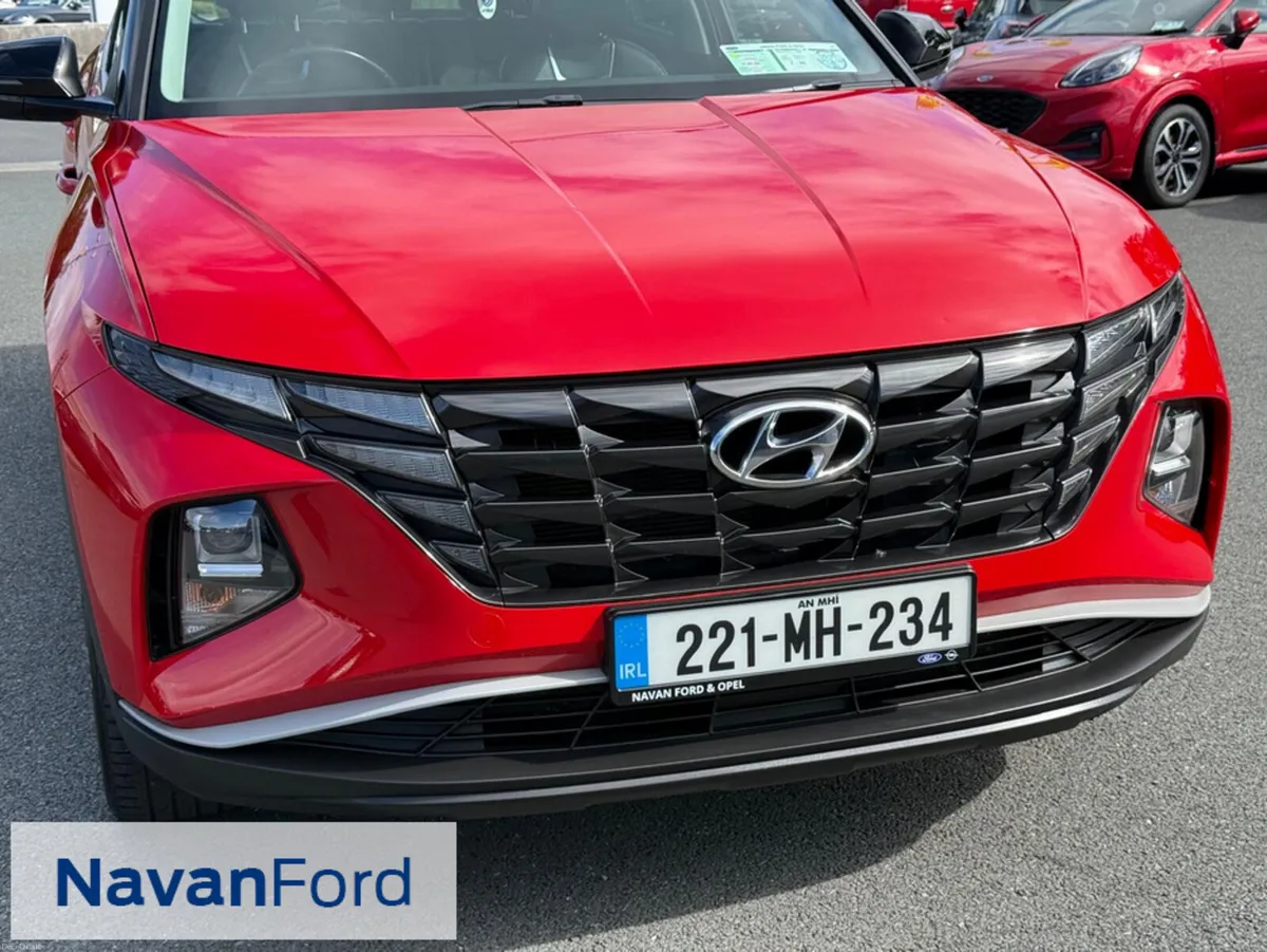 Hyundai Tucson PHEV EXECUTIVE 2 TONE - Image 6