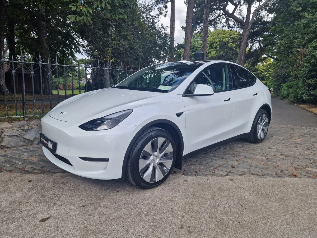 2024 (241) Tesla Model Y RWD - Image 1