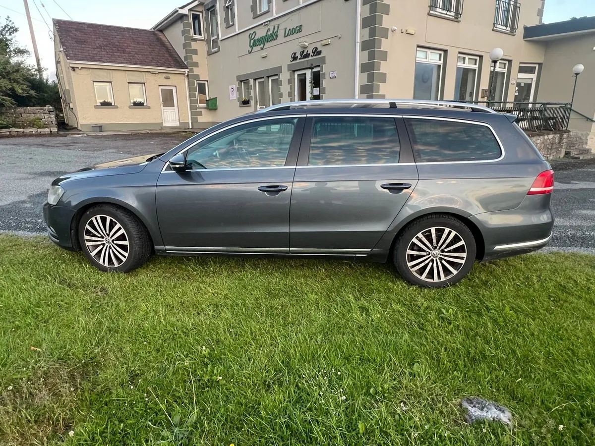 Volkswagen Passat Estate 2L 170PS Sport NCT AUG 27 - Image 4