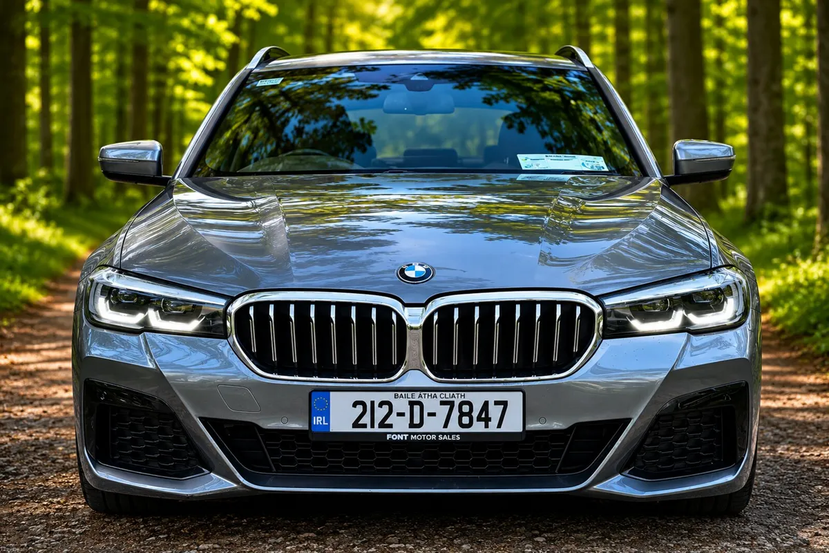 212 BMW 520D G31 AUTO ESTATE M-SPORT = TOURING = - Image 4