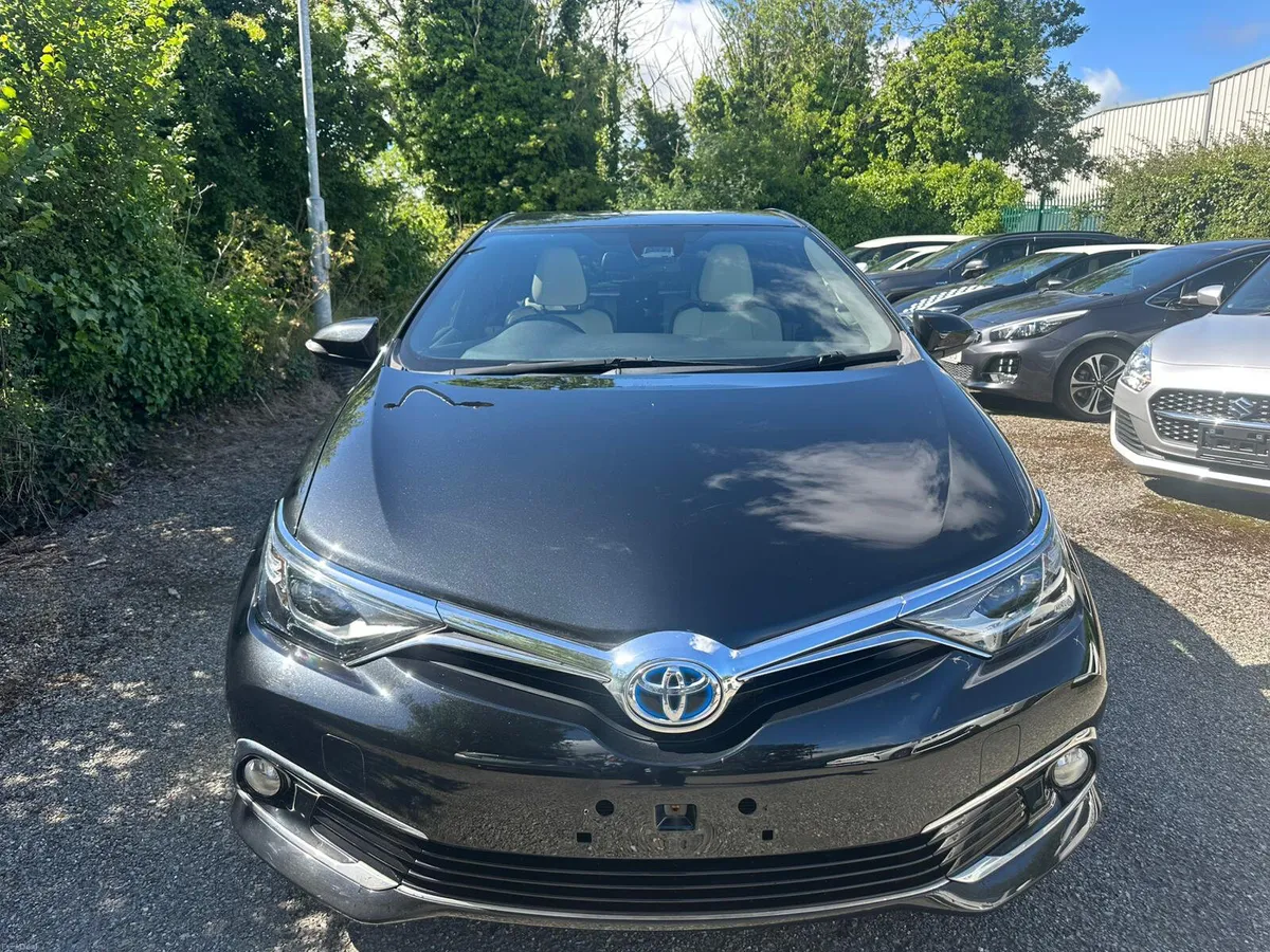 Toyota Auris Best Spec low milage!!! - Image 4