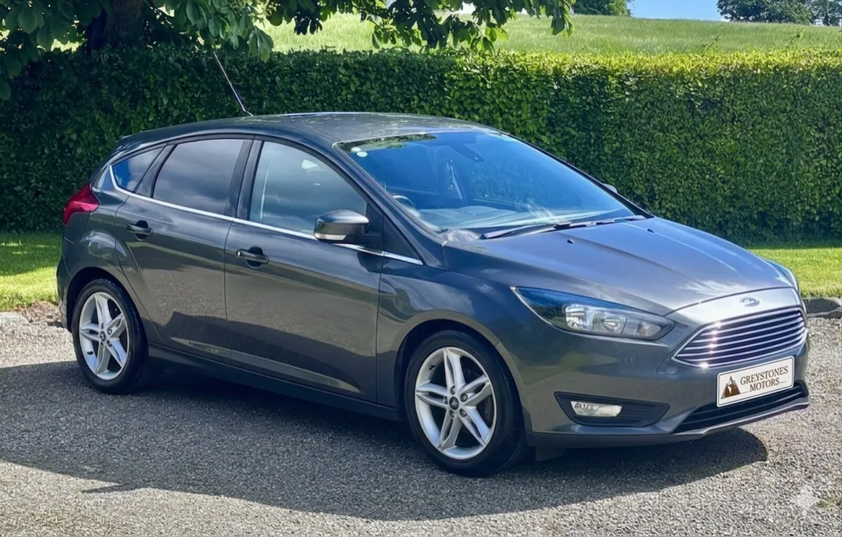 2016 Ford Focus Zetec 1.5dci Manual Low KMS - Image 3