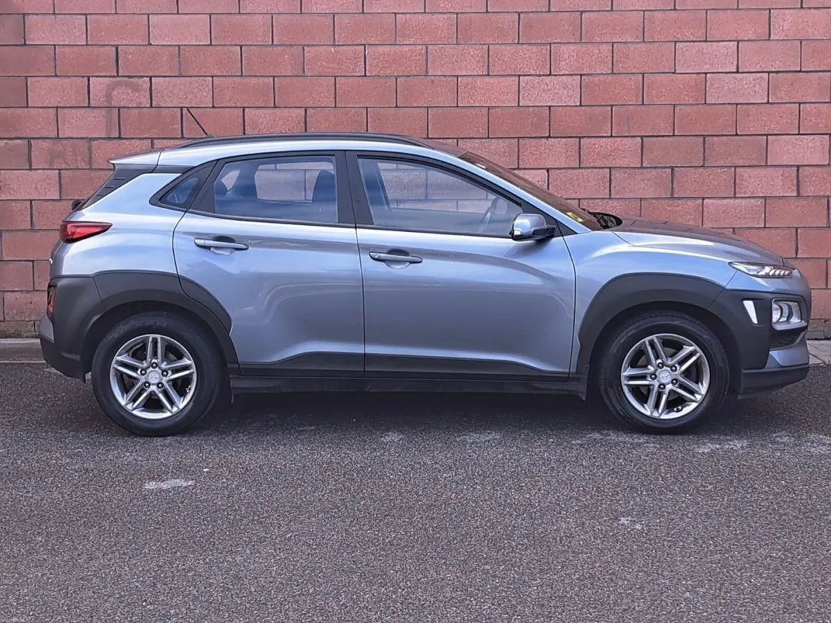 Hyundai KONA Comfort 1.0 Turbo Petrol 120 Bhp - Image 4