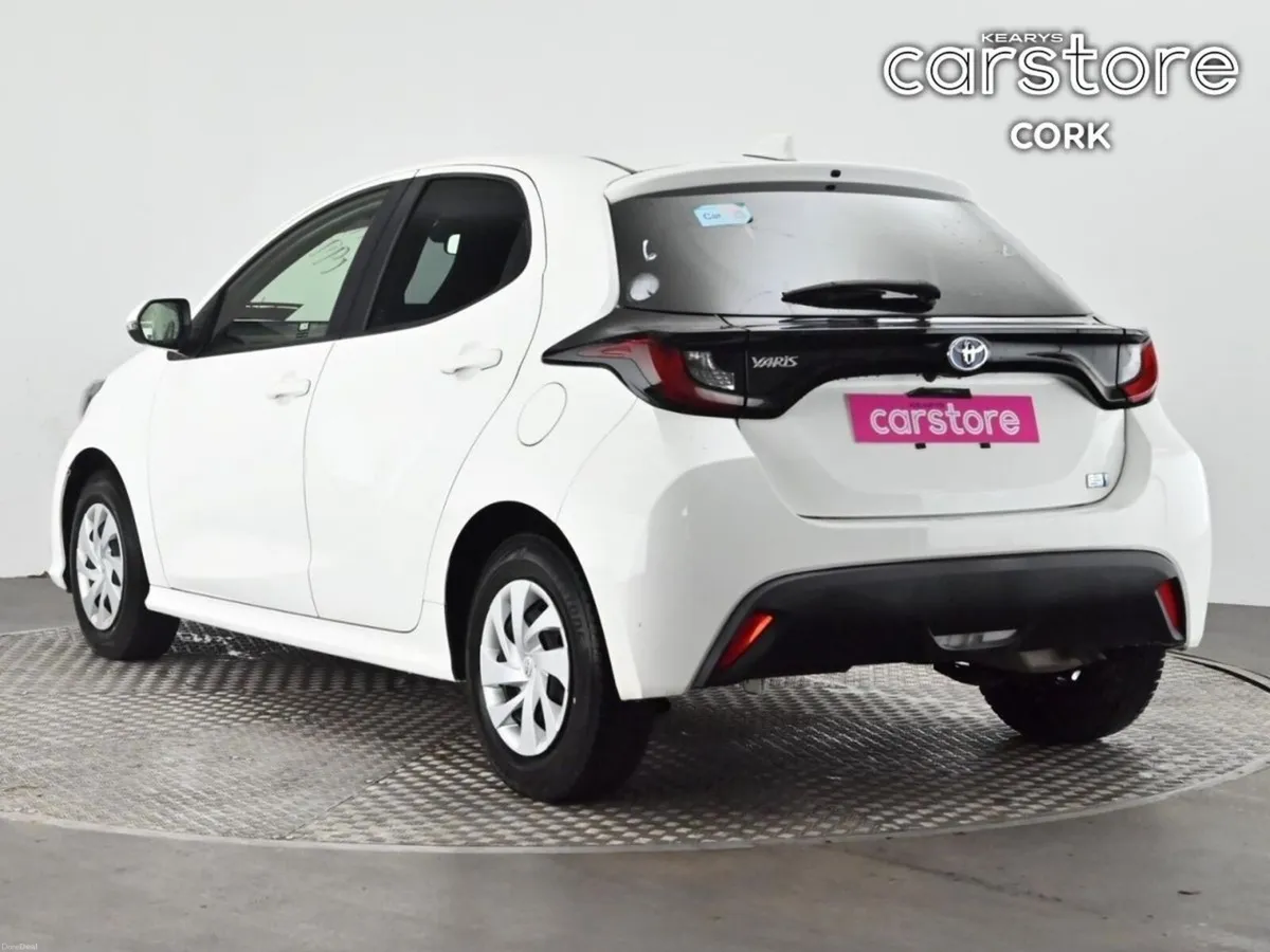 Toyota Yaris 1.5 Hybrid 5Dr Auto - Image 3