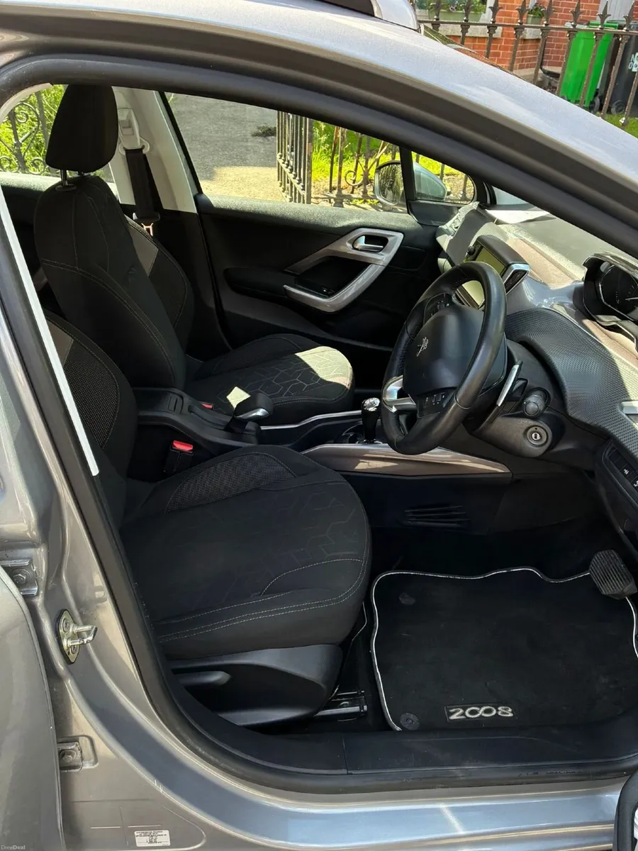 Peugeot 2008 2013 - Image 1