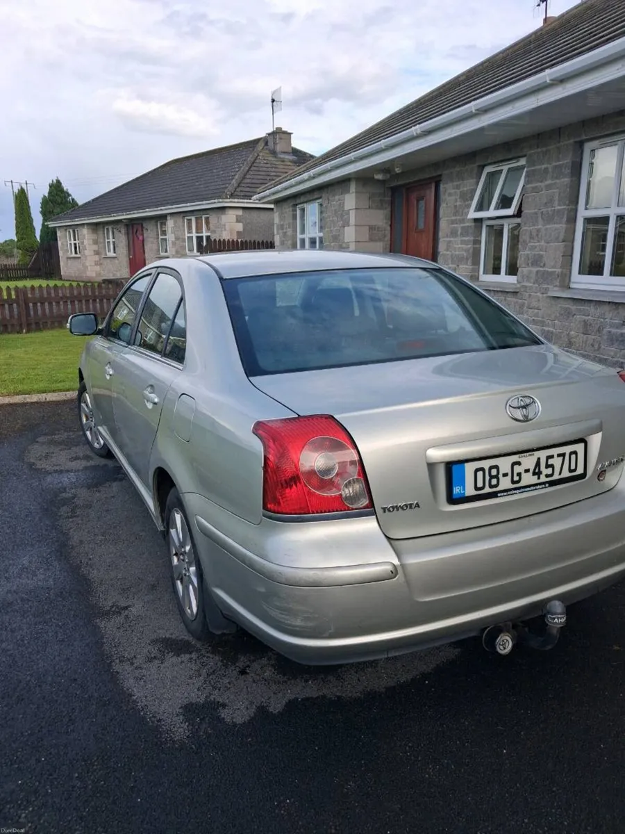 Toyota avensis 1,6 petrol  2008 - Image 3