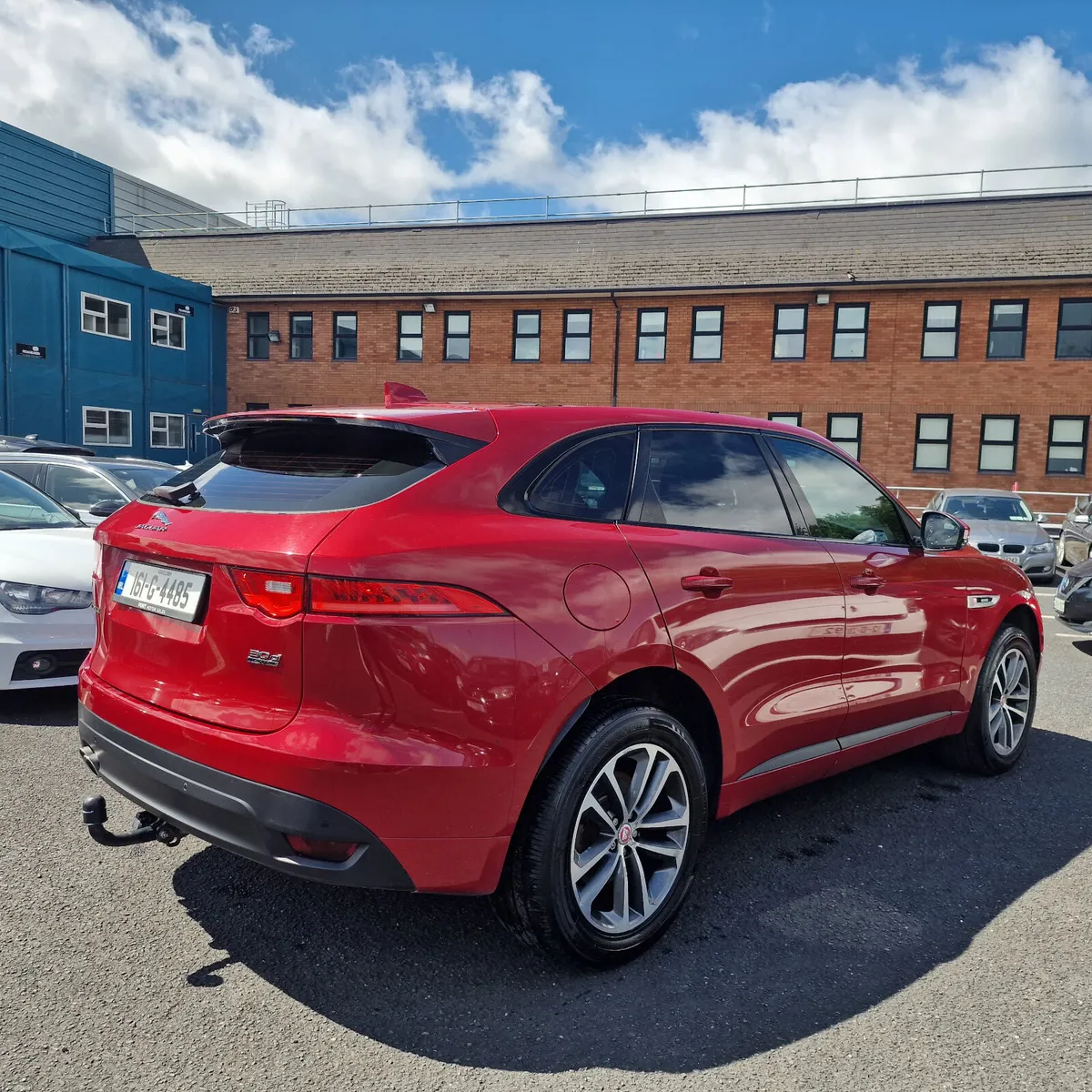 Jaguar F-Pace  180PS R-Sport Auto 4WD - Image 3