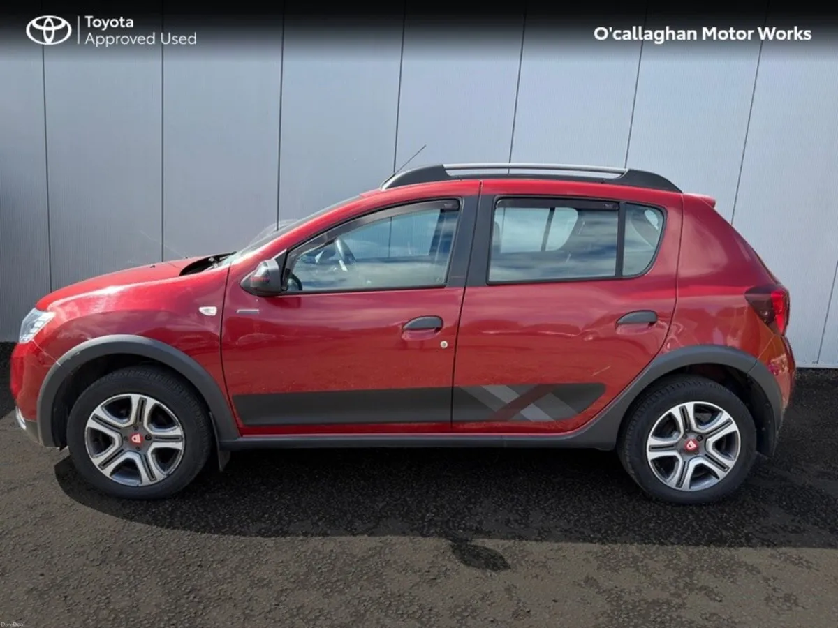 Dacia Sandero TECHROAD TCE 90 MY18 4 4DR - Image 6