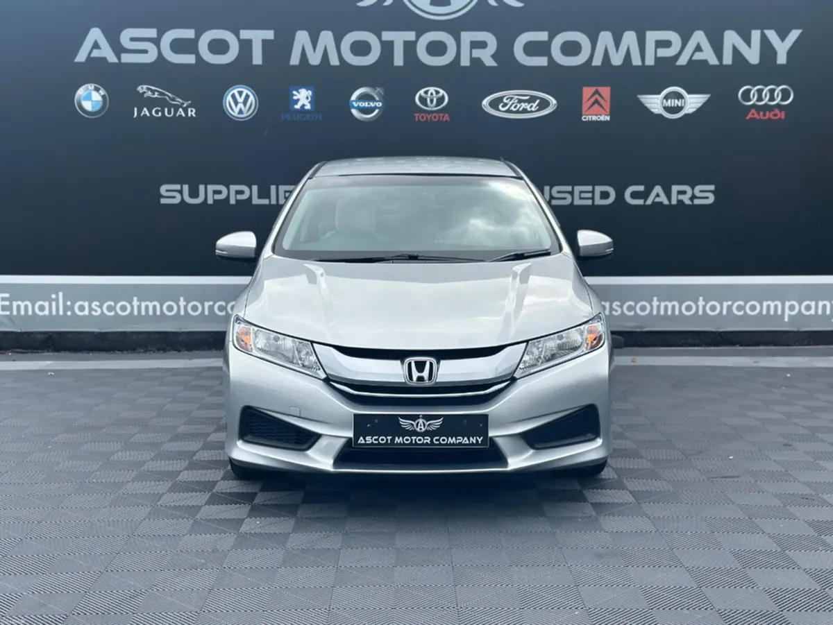 Honda Grace 1.5 Petrol Hybrid, Auto - Image 2