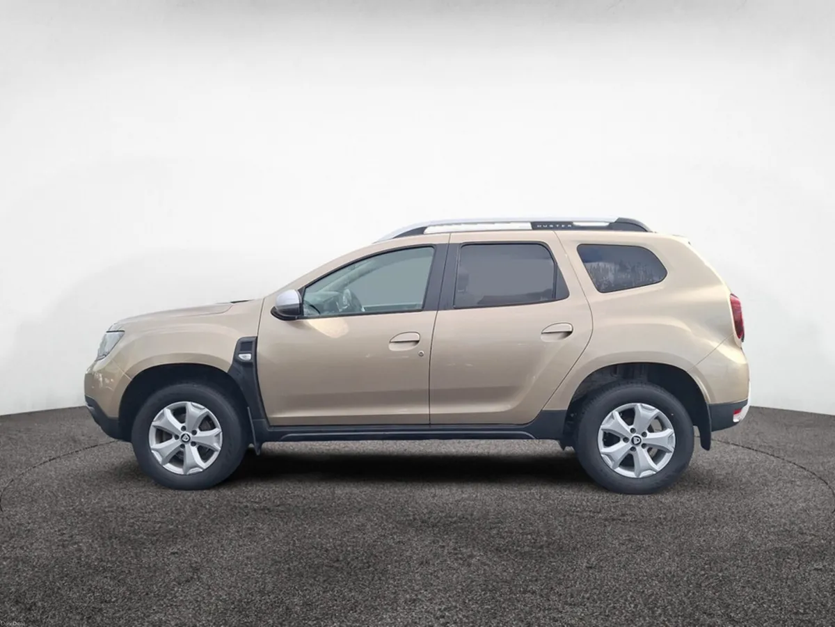 Dacia Duster COMFORT BLUE DCI 115 MY 4DR - Image 3