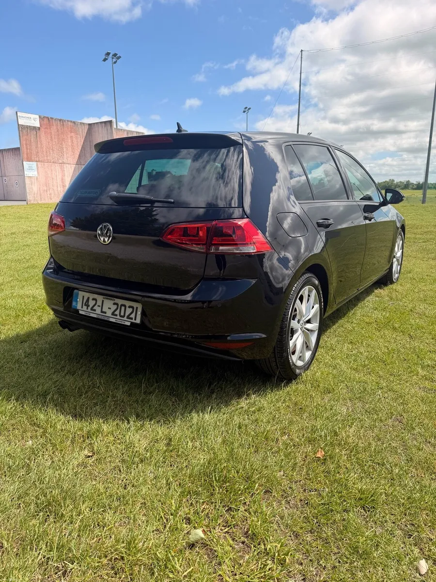 Volkswagen Golf low km new test - Image 2