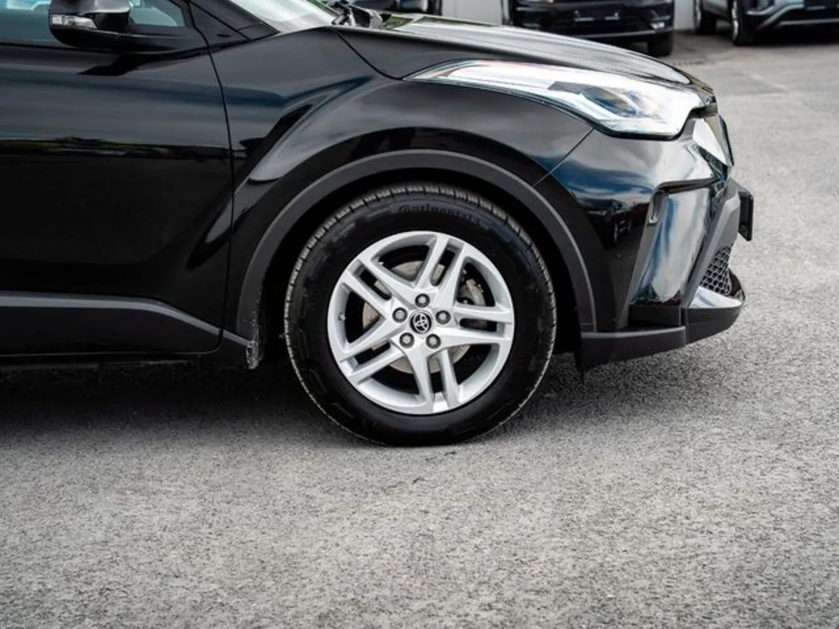 Toyota C-HR ICON - Image 3