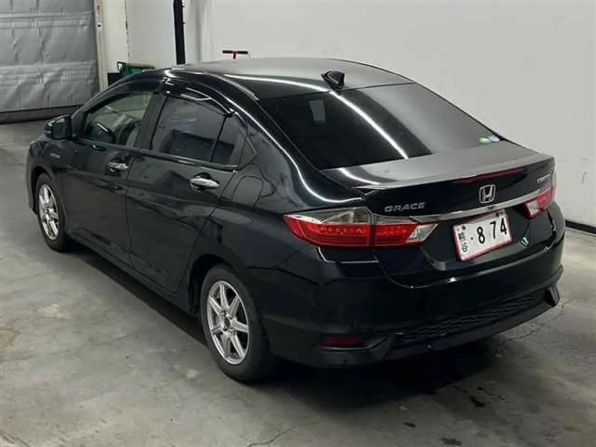 Honda Grace 1.5 HYBRID SALOON - ALLOY WHEELS - CRU - Image 2