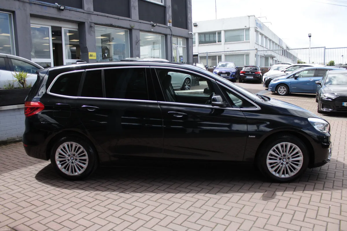 BMW 218D 2.0D SE LUXURY 7 SEATER AUTOMATIC - Image 3
