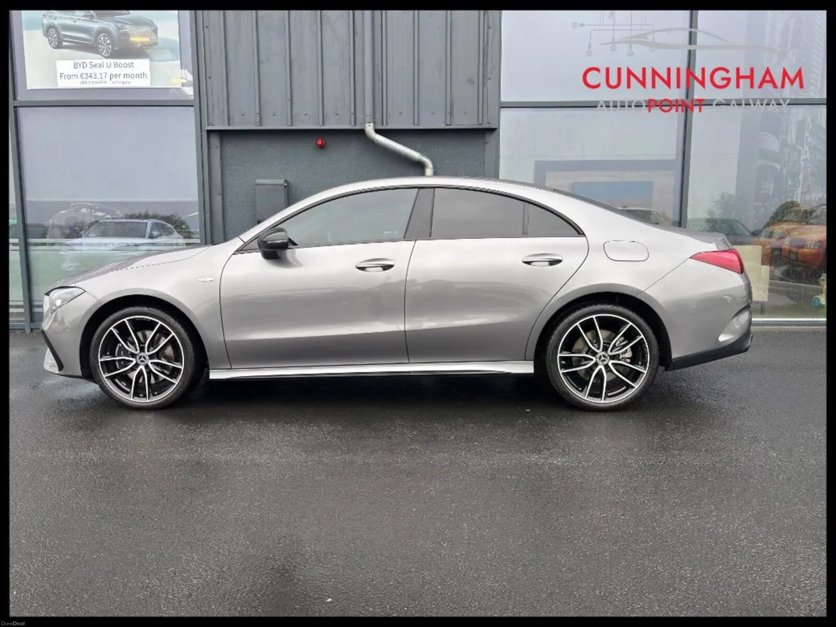 Mercedes-Benz CLA CLA250e AMG Premium - Image 4