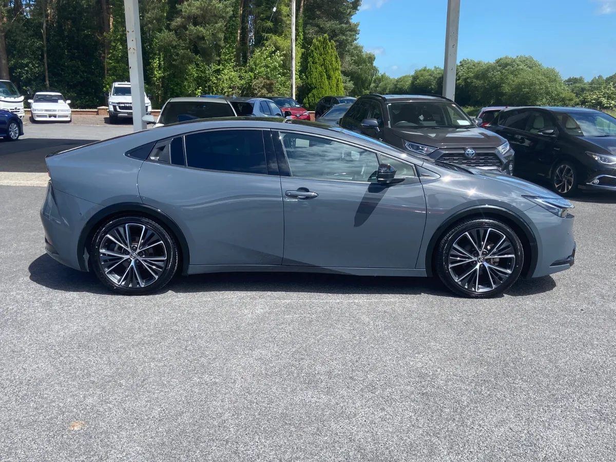 Toyota Prius - Image 3