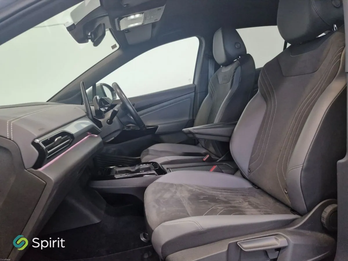 Volkswagen ID.5 BUSINESS (77kWh)**R-LINE - Image 3