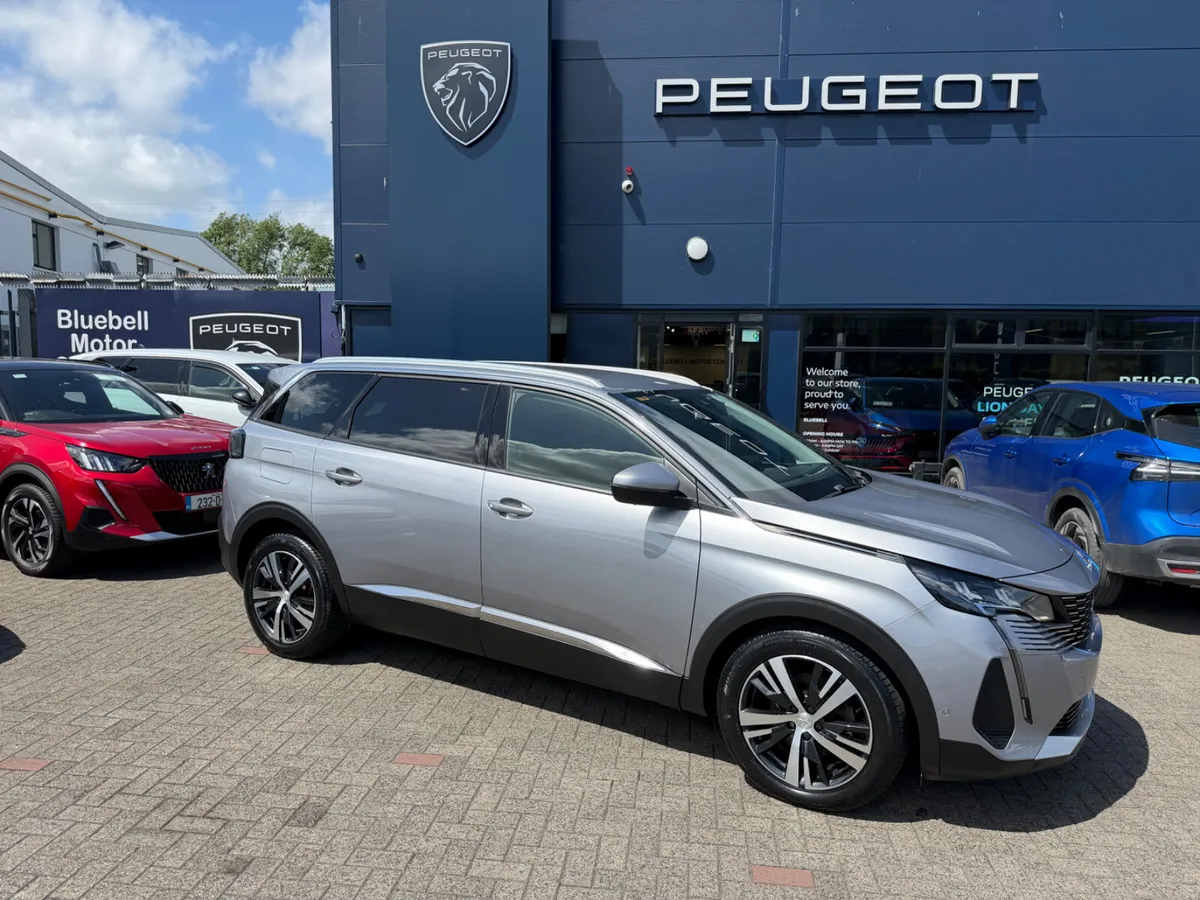 2021 Peugeot 5008 Allure 1.5 d - Image 2