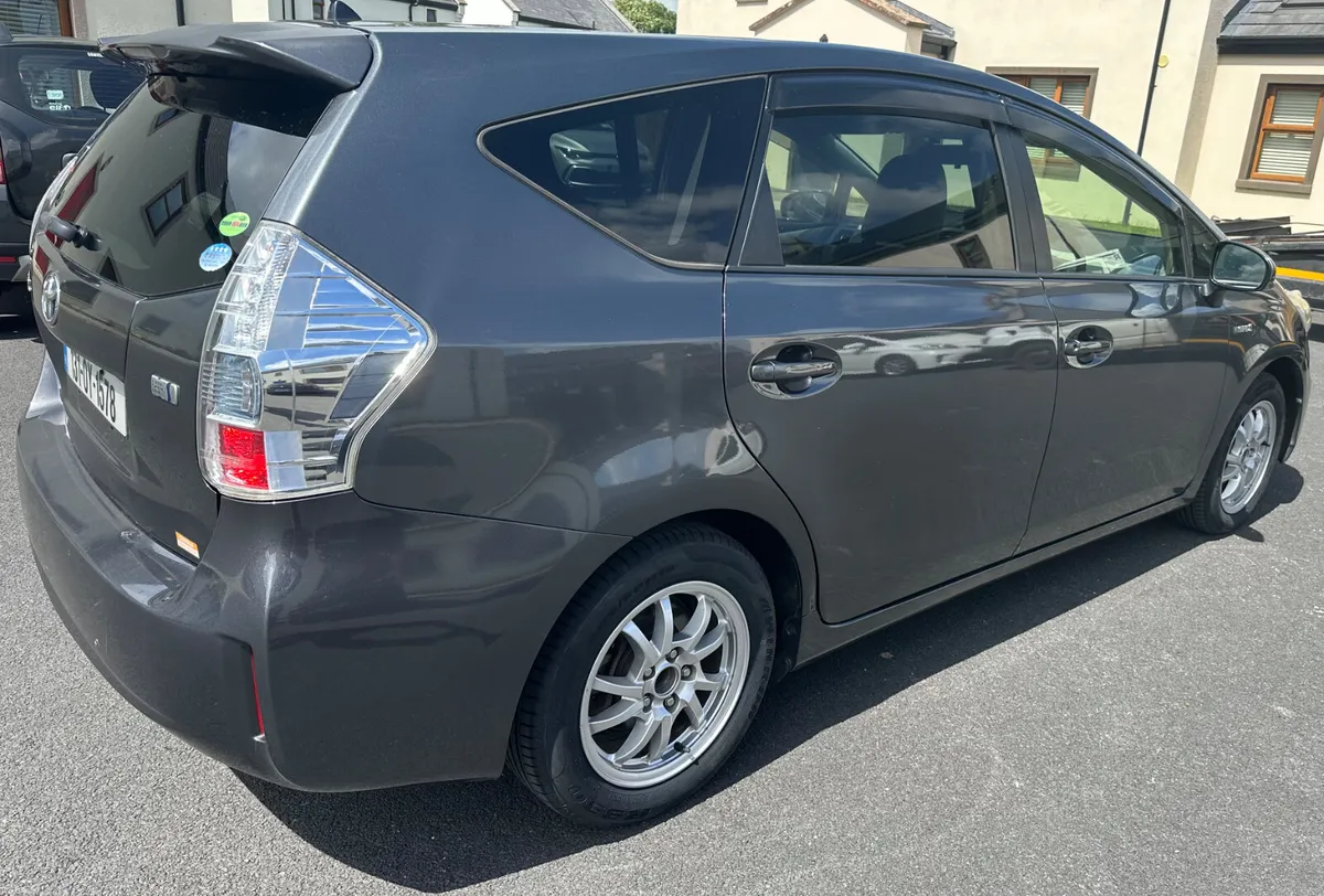 Toyota Alpha  2013– 1.8 Hybrid| 7 Seats |NCT & Tax - Image 4