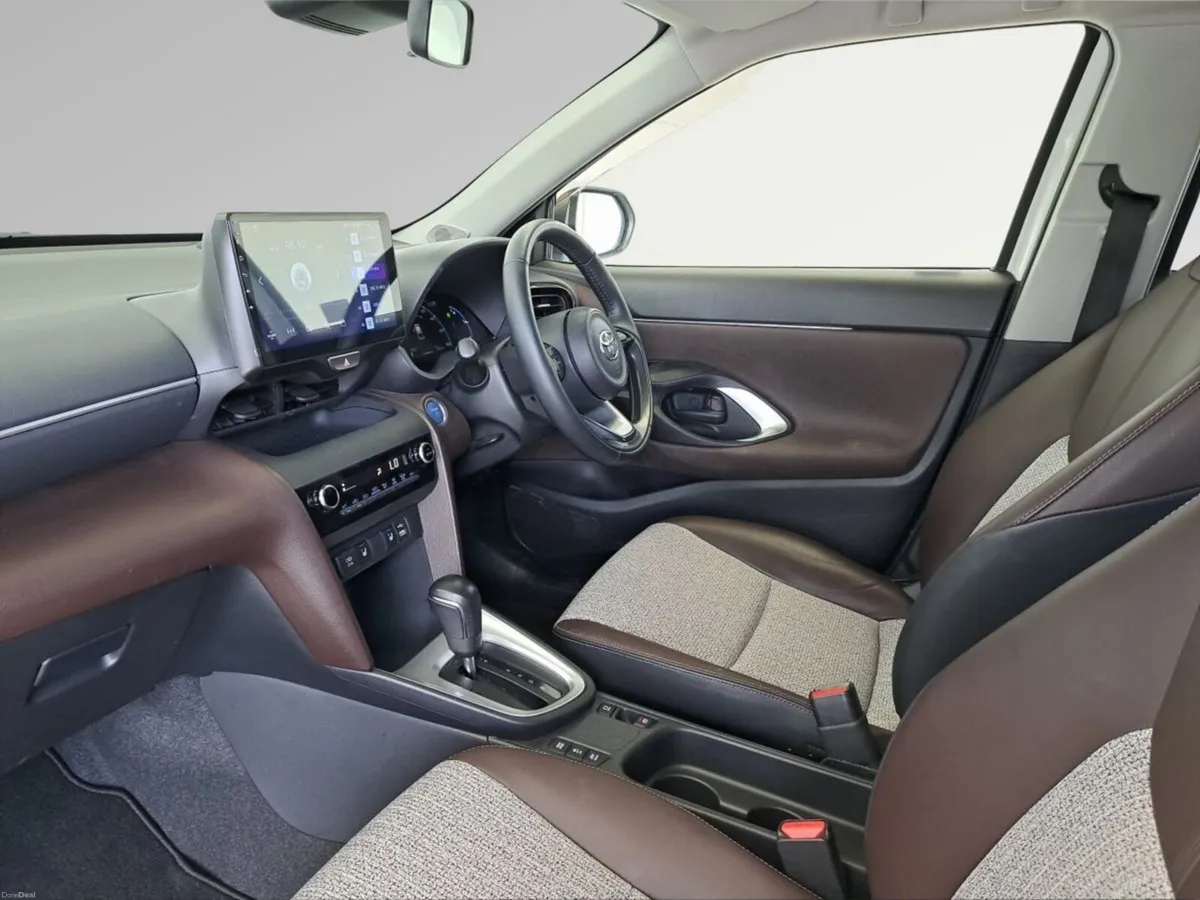 Toyota Yaris Cross Z HYBRID AUTO - Image 4