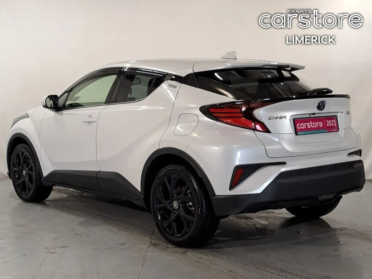 Toyota C-HR 1.8 petrol hybrid - Image 5