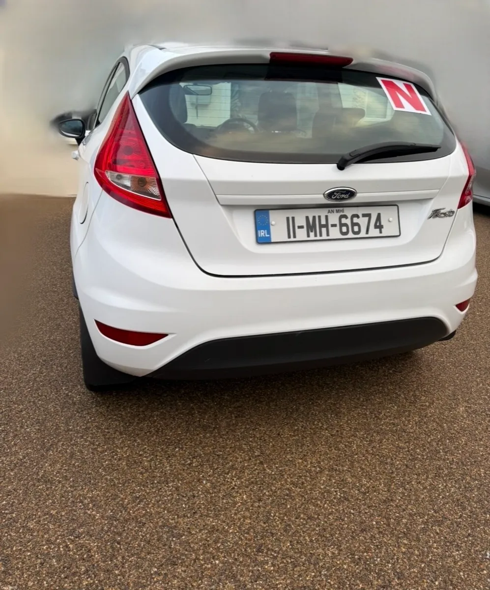 Ford fiesta 2011 1.2L - Image 3