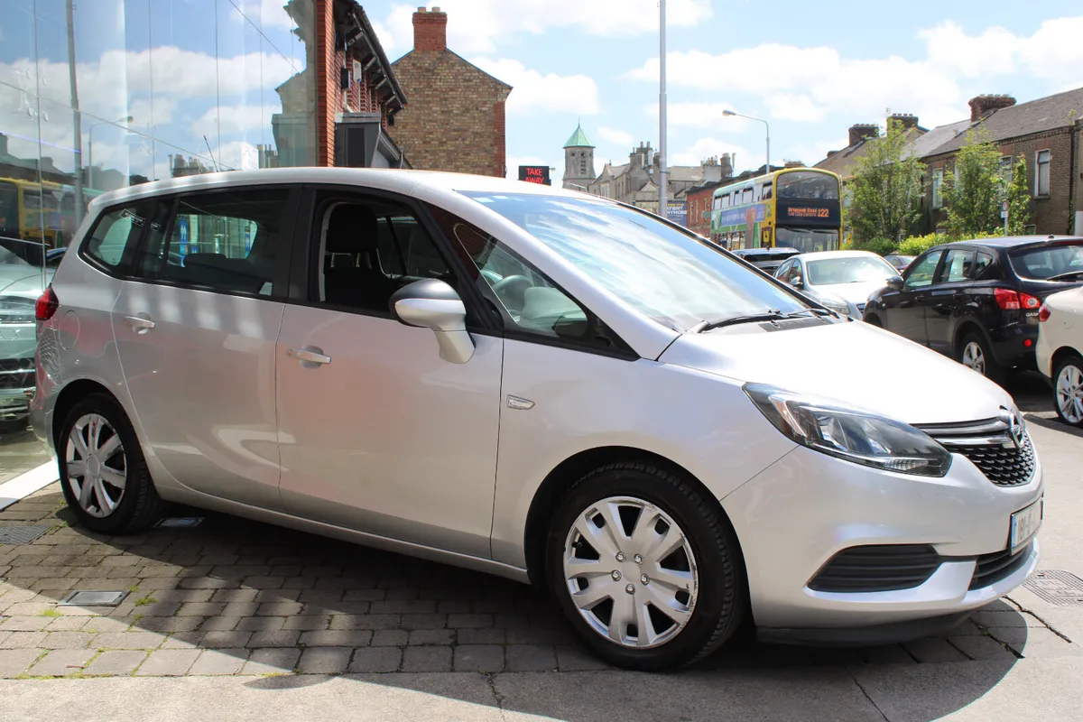 ZAFIRA 1.4L- 7 SEATER - PETROL - NEW 05-2028 NCT - Image 5