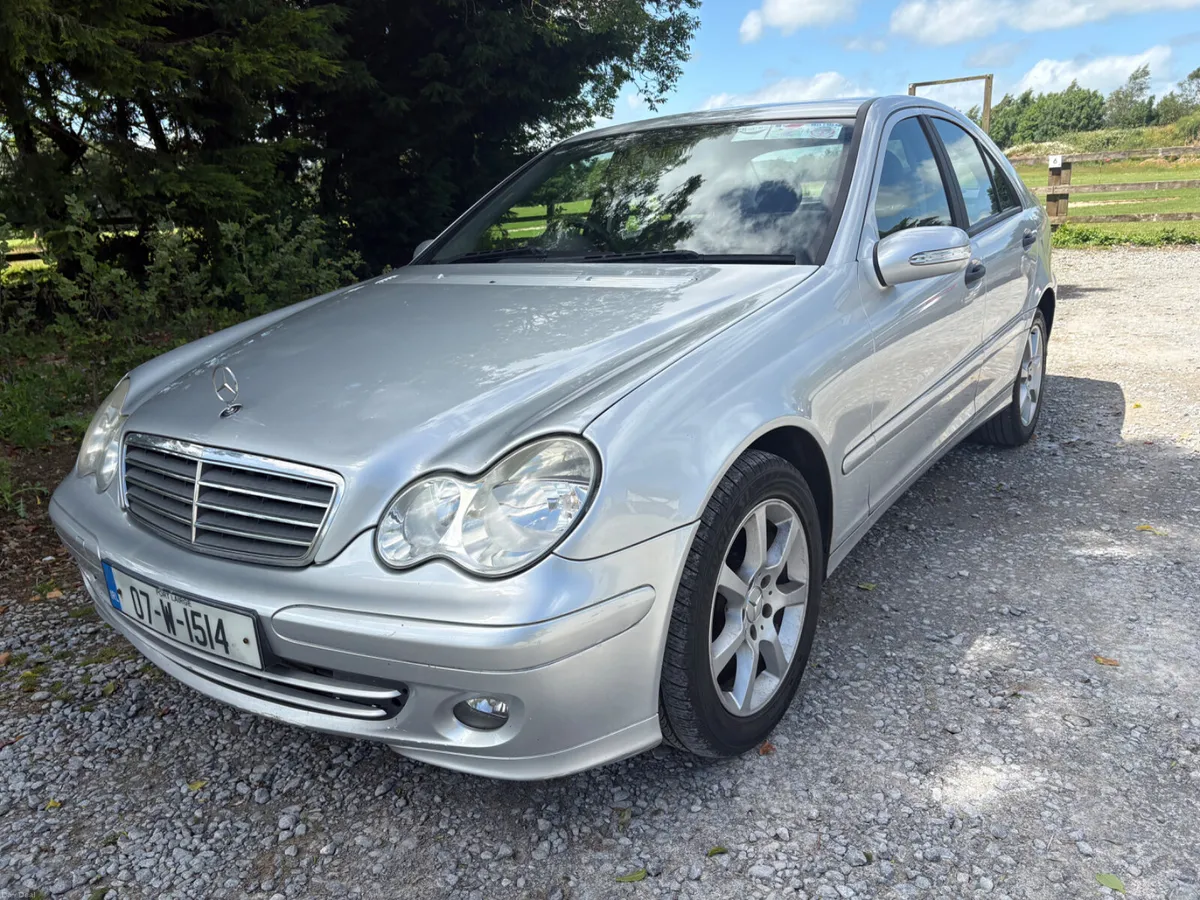 Mercedes-Benz C-Class 2007 Automatic - Image 1