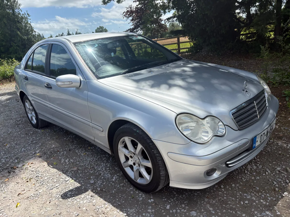 Mercedes-Benz C-Class 2007 Automatic - Image 2