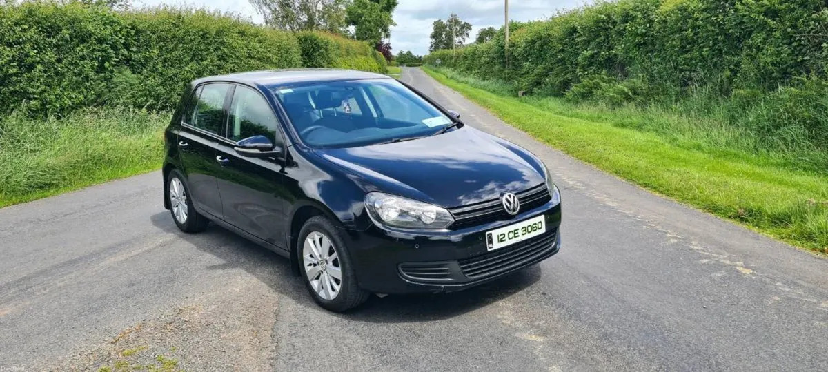 2012 vw golf 1.6 tdi automatic - Image 4