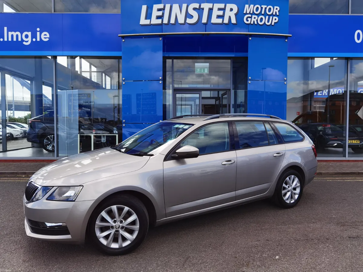 SKODA OCTAVIA 1.6TDI AMBITION ESTATE - Image 1