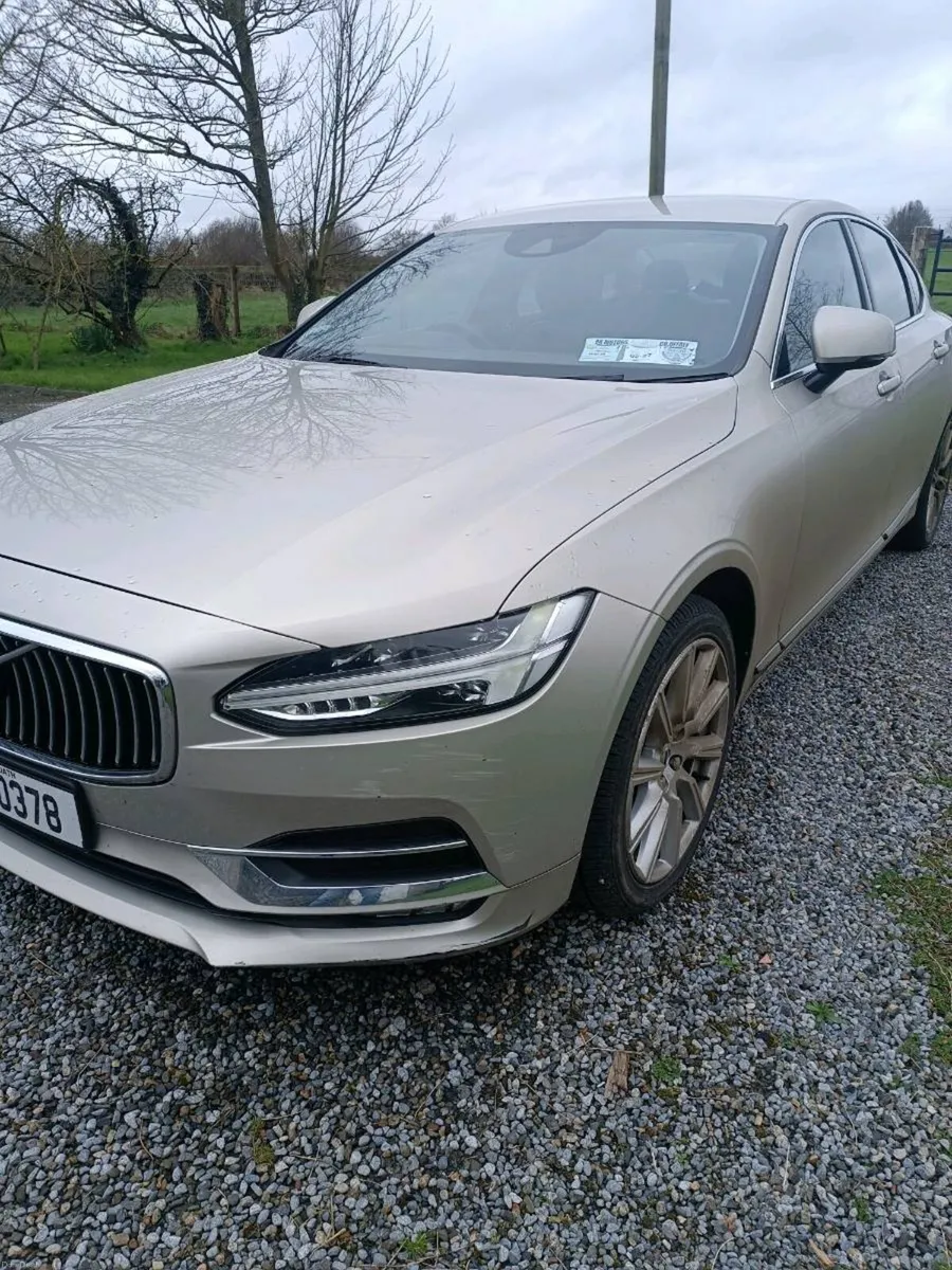 S90 - Image 2