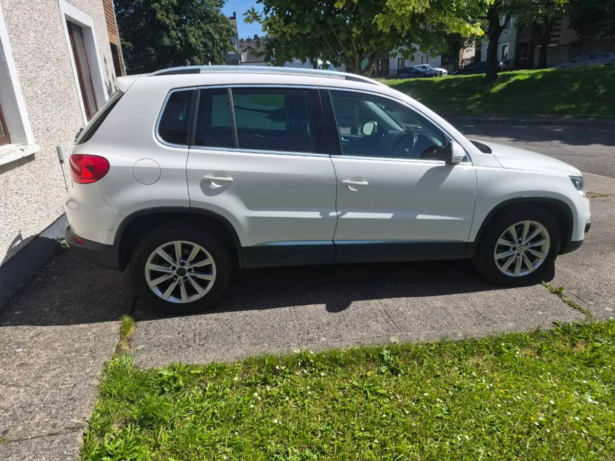 Volkswagen Tiguan 2013  140 HP - Image 2