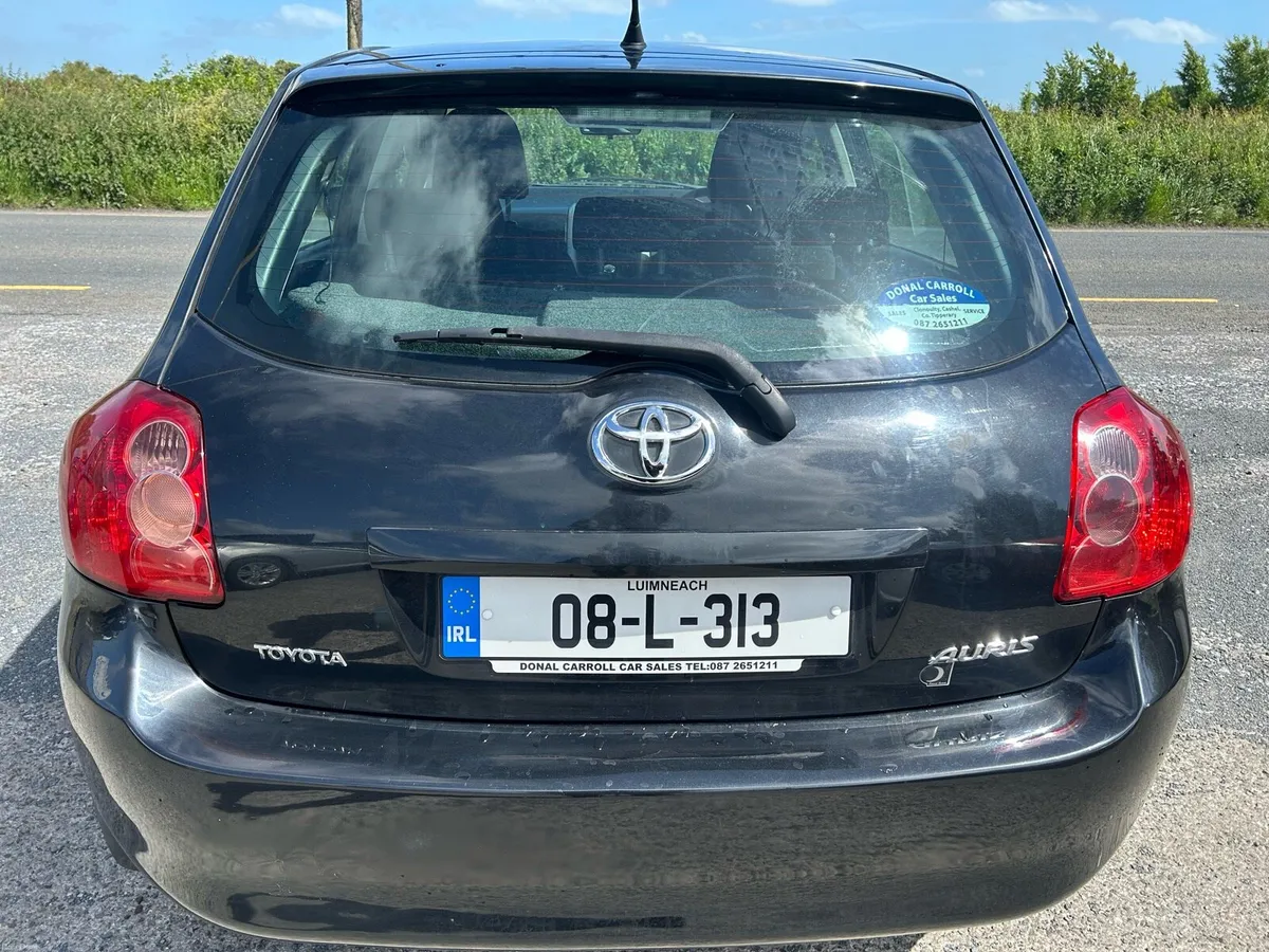 Toyota Auris 1.4 Luna Petrol - Image 4
