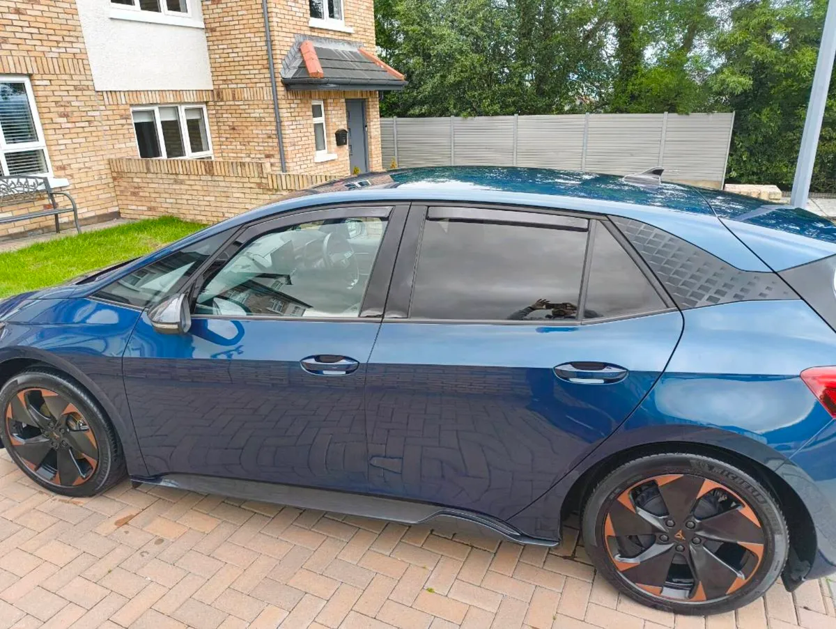 Cupra Born, pristine condition - Image 6
