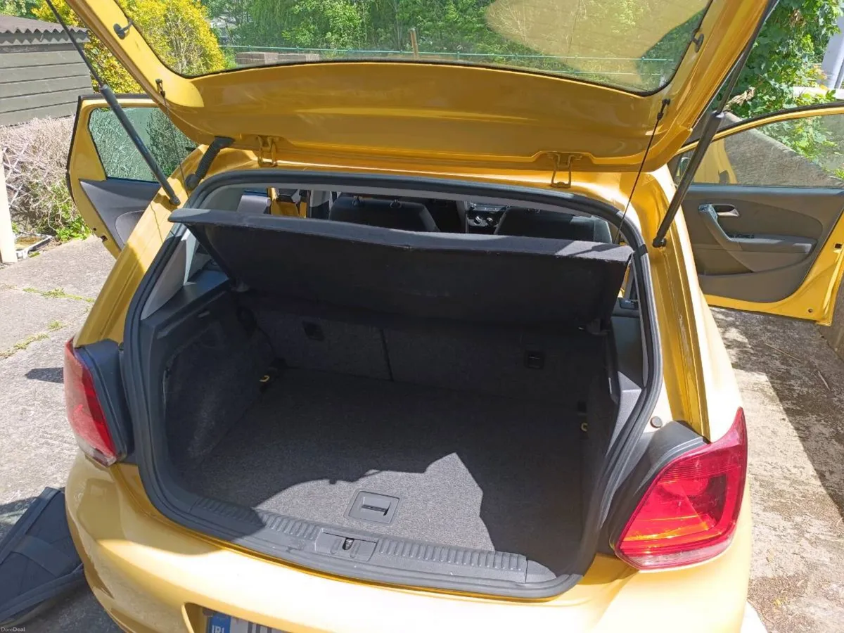 Car - Image 4