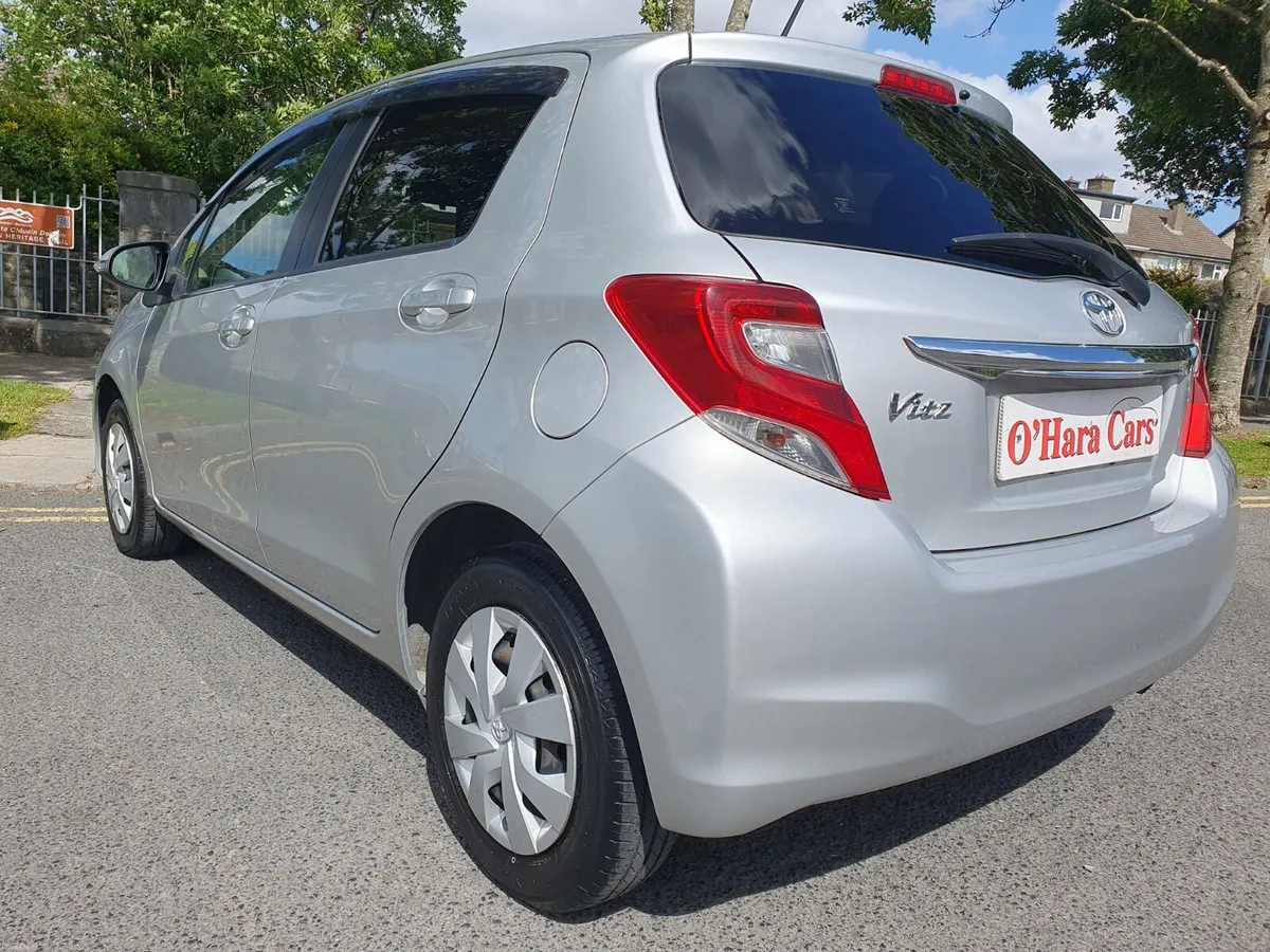 2015 Toyota Yaris / Vitz // 1.0 Automatic - Image 4