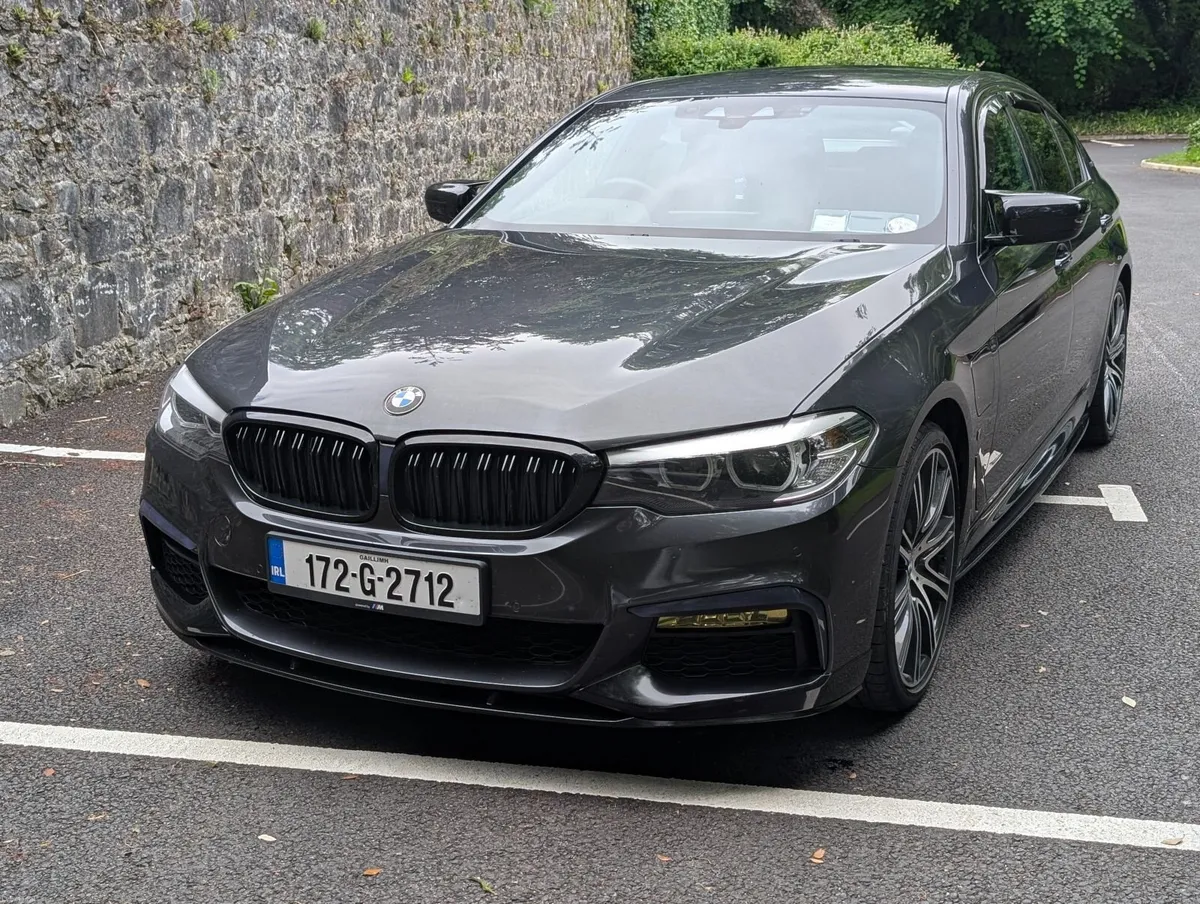 2017 Bmw 530e M Sport - Image 2