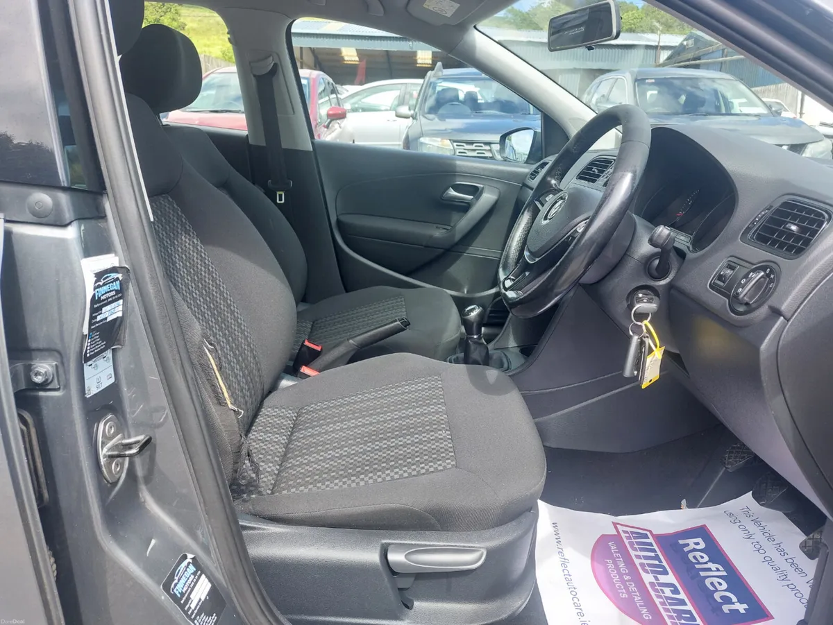 Volkswagen Polo 2017 - Image 3