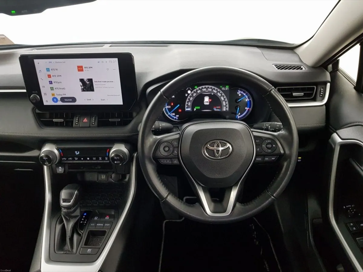 Toyota RAV4 2.5 Hybrid Luna 2WD - Image 4