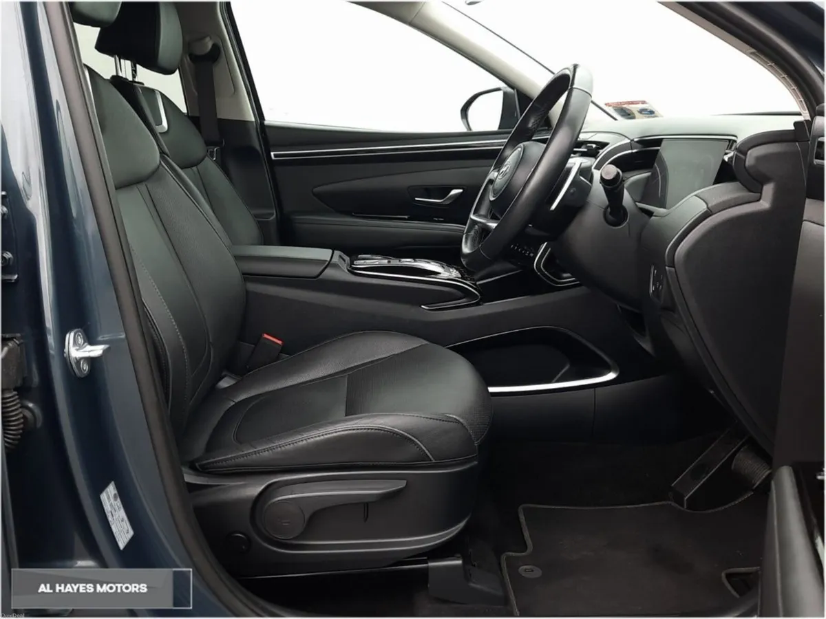 Hyundai Tucson Executive Plus PHEV Auto - Image 4